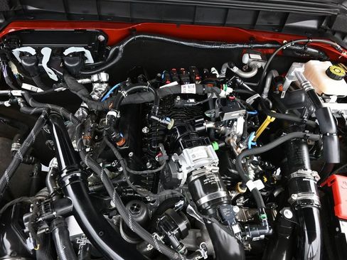 Used 2023 Ford Bronco Outer Banks AWD/4WD image 23