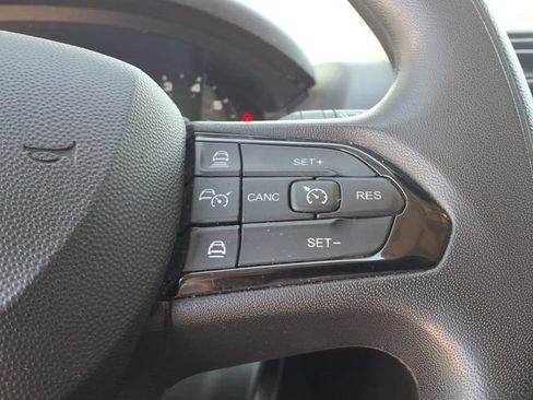 Used 2025 RAM ProMaster 2500 w/ Convenience Group FWD image 16