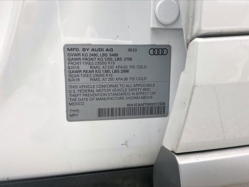 Used 2024 Audi Q5 2.0T Premium Plus image 34
