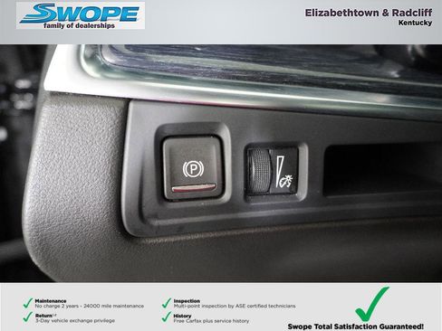 Used 2024 Cadillac XT5 Premium Luxury image 16