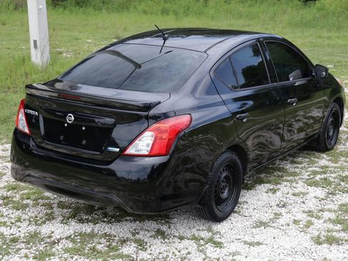 Used 2016 Nissan Versa S Plus FWD image 11