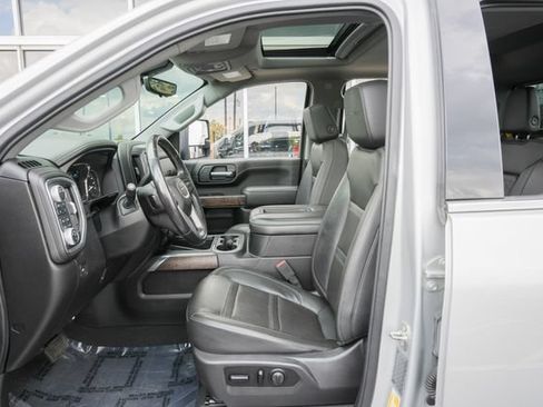Used 2020 GMC Sierra 3500 Denali w/ Denali Ultimate Package AWD/4WD image 24