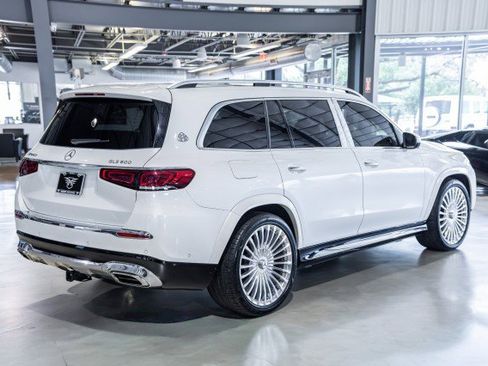 Used 2023 Mercedes-Benz Maybach GLS 600 4MATIC image 6