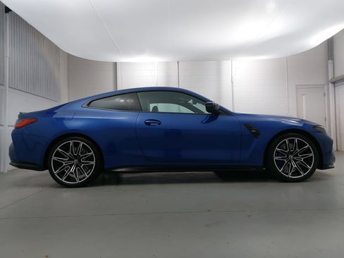 Used 2022 BMW M4 Coupe RWD image 8