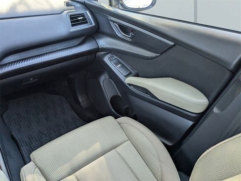 Certified 2024 Subaru Ascent Premium w/ Convenience Package image 18