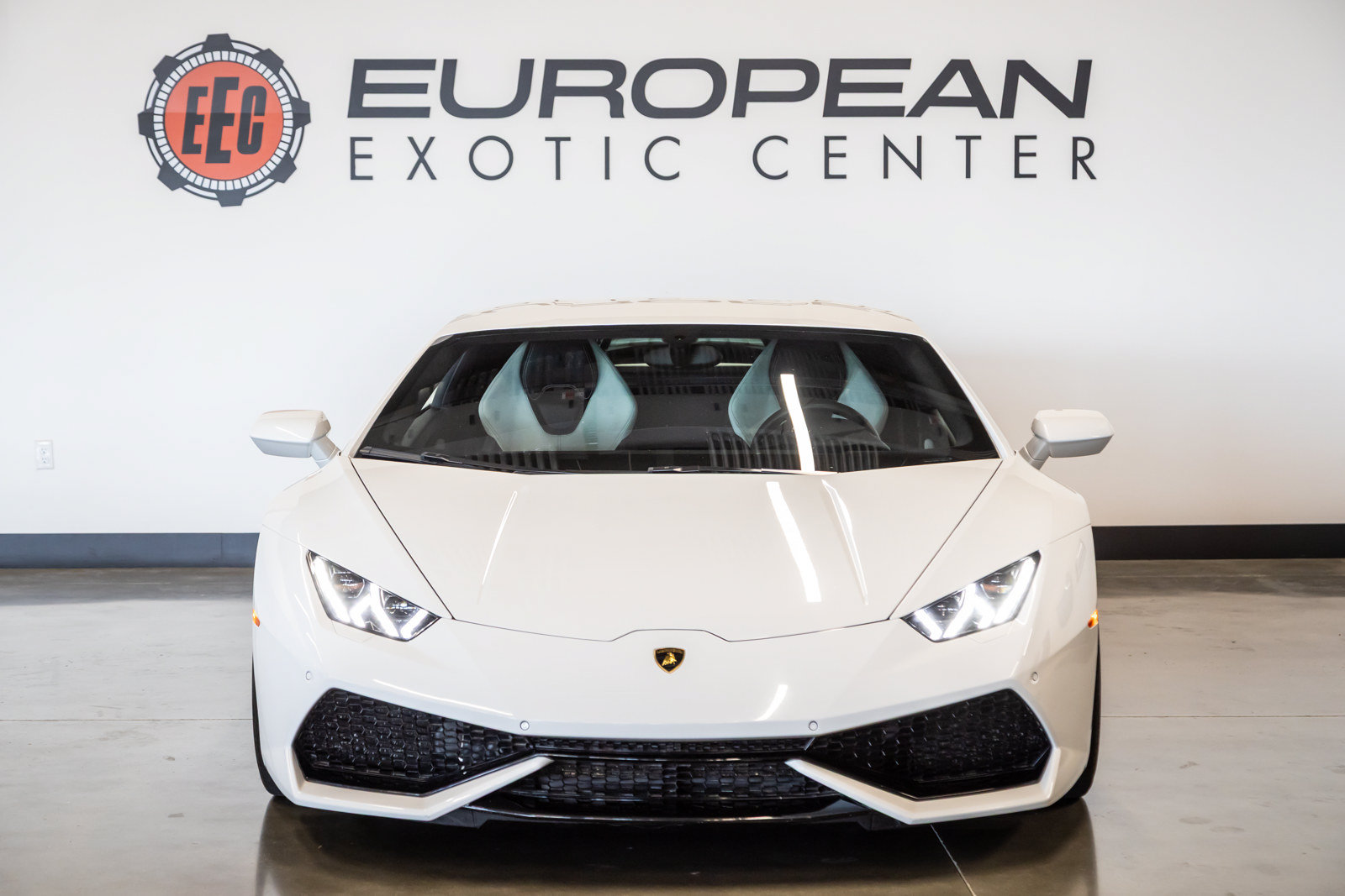 Used 2015 Lamborghini Huracan LP 610-4 AWD/4WD image 3