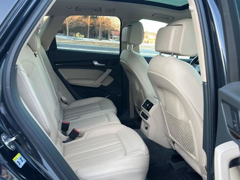 Used 2019 Audi Q5 2.0T Premium Plus w/ Premium Plus Package image 21