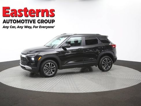 Used 2026 Chevrolet TrailBlazer LT w/ LT Cold Weather Package AWD/4WD image 57