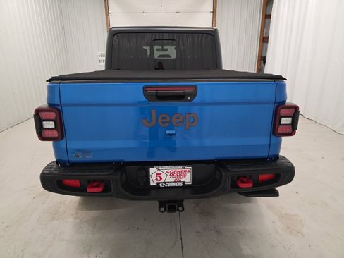 Used 2021 Jeep Gladiator Rubicon image 4