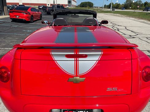 Used 2003 Chevrolet SSR w/ Preferred Equipment Group image 10