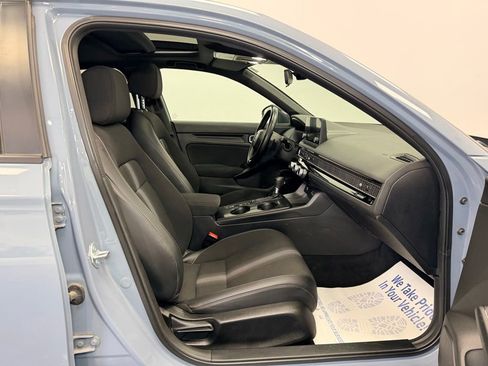 Used 2023 Honda Civic Sport Touring image 9