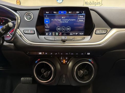 Used 2022 Chevrolet Blazer LT w/ LPO, Black Accent Package FWD image 18
