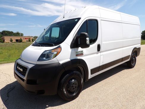 Used 2020 RAM ProMaster 2500 w/ Interior Convenience Group FWD image 4