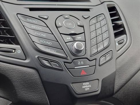 Used 2015 Ford Fiesta SE FWD image 14