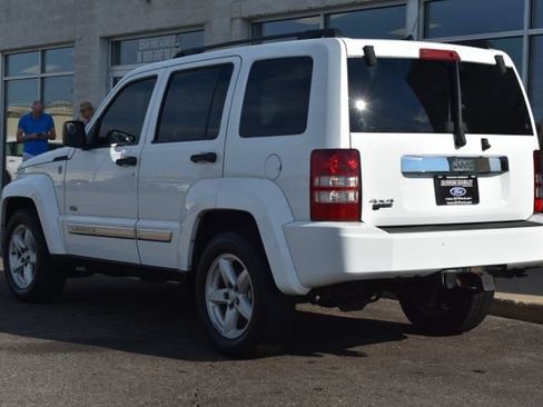 Used 2012 Jeep Liberty Sport AWD/4WD image 8