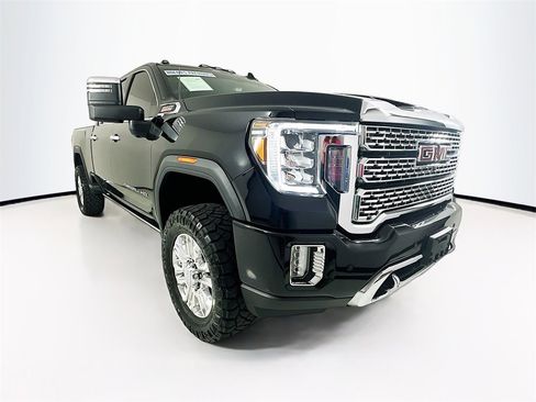 Used 2021 GMC Sierra 2500 Denali w/ Denali Ultimate Package image 3
