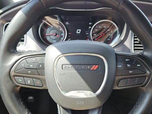 Used 2020 Dodge Charger SXT w/ Driver Convenience Group RWD image 11