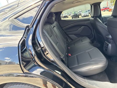 Certified 2025 Ford Mustang Mach-E Premium image 29