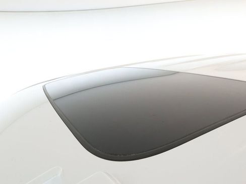 Used 2022 GMC Sierra 1500 Denali w/ Denali Premium Package image 8