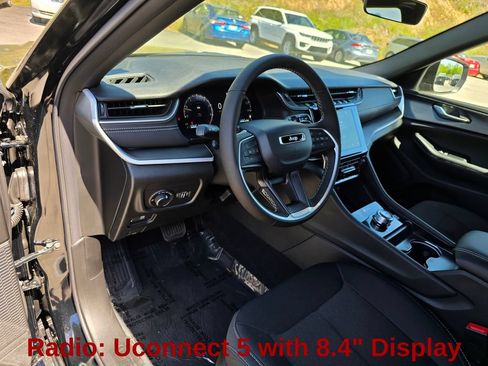 New 2026 Jeep Grand Cherokee Laredo X AWD/4WD image 22