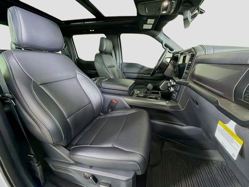 New 2025 Ford F150 Lariat w/ Equipment Group 502A High image 31