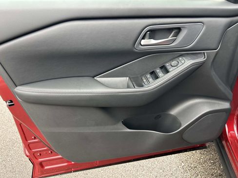 New 2026 Nissan Rogue SV AWD/4WD image 17