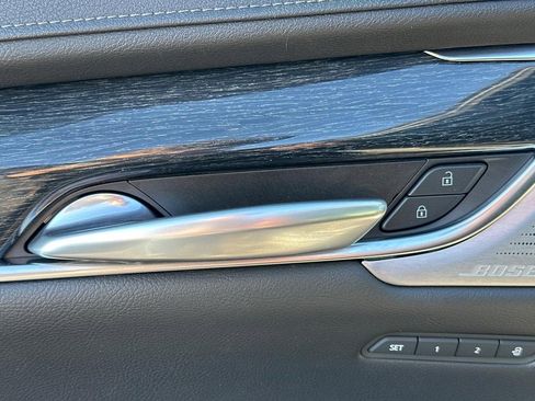 Used 2022 Cadillac XT5 Premium Luxury w/ Technology Package image 21