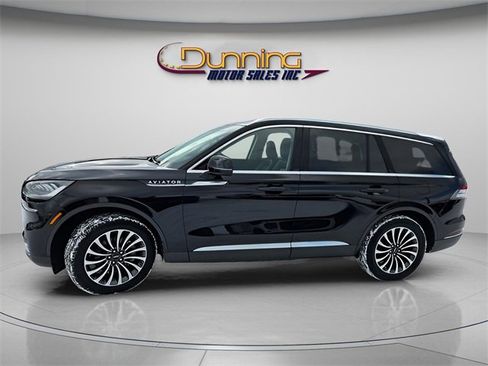 Used 2022 Lincoln Aviator Reserve image 4