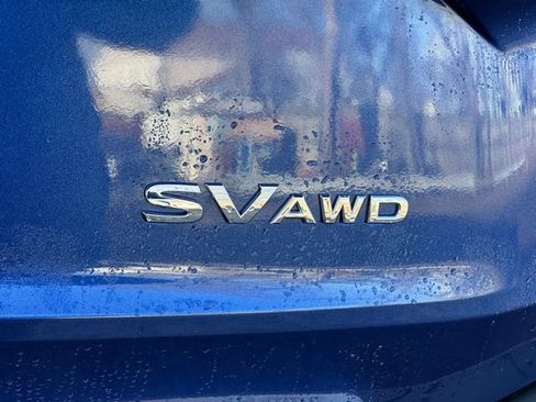 Used 2023 Nissan Rogue SV image 15