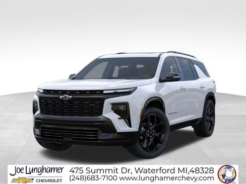 New 2026 Chevrolet Traverse RS w/ LPO, Floor Liner Package AWD/4WD image 6