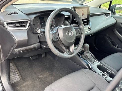 Used 2024 Toyota Corolla LE FWD image 10