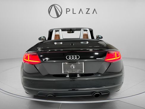 Used 2016 Audi TT 2.0T w/ Technology Package image 4