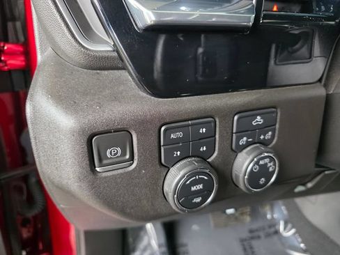 Used 2023 Chevrolet Silverado 1500 LT w/ Z71 Off-Road Package AWD/4WD image 24