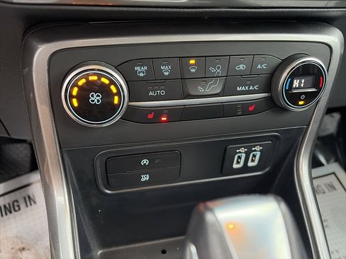 Used 2022 Ford EcoSport SE w/ SE Convenience Package image 27
