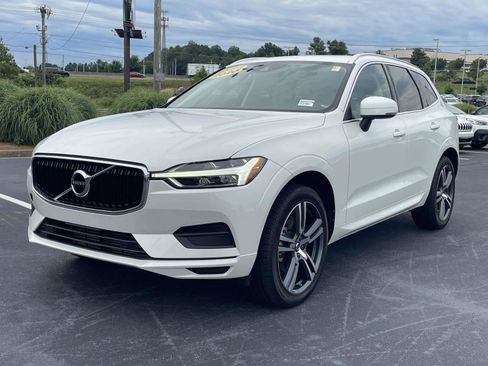 Used 2020 Volvo XC60 T5 Momentum w/ Protection Package Premier FWD image 3