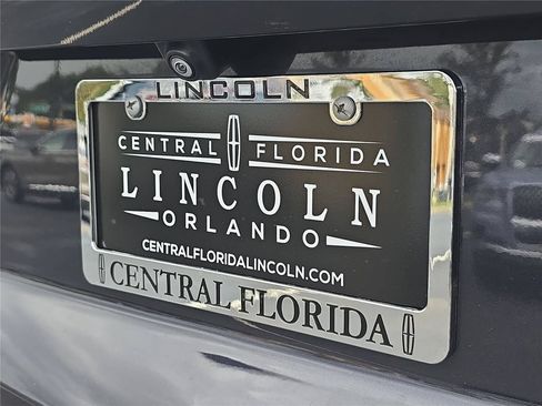 Used 2022 Cadillac Escalade Luxury AWD/4WD image 6