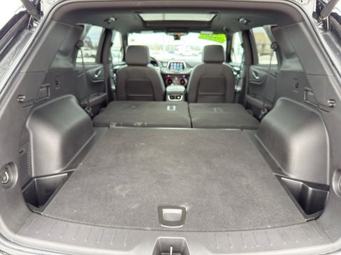 Used 2022 Chevrolet Blazer RS w/ Enhanced Convenience Package image 49