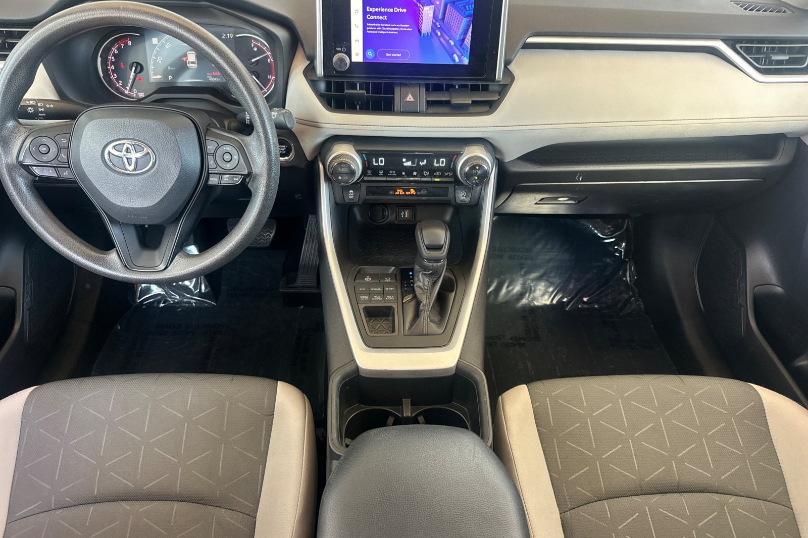 Certified 2023 Toyota RAV4 XLE w/ Convenience Package AWD/4WD image 17