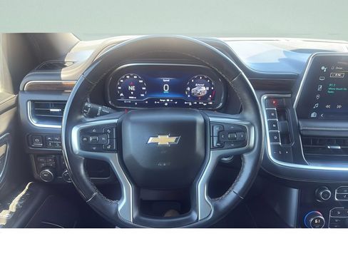 Used 2023 Chevrolet Tahoe Premier AWD/4WD image 13