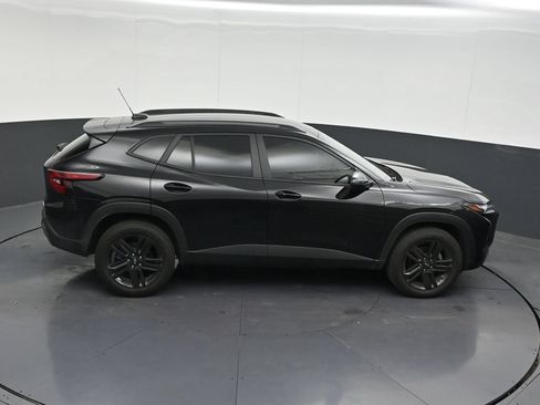 Used 2025 Chevrolet Trax ACTIV w/ Driver Confidence Package FWD image 21