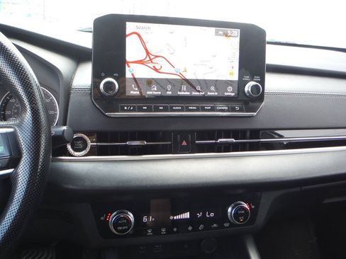 Used 2022 Mitsubishi Outlander SE AWD/4WD image 14