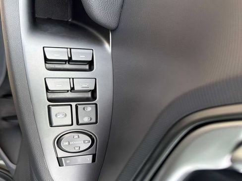 Used 2022 Hyundai Ioniq SE FWD image 18