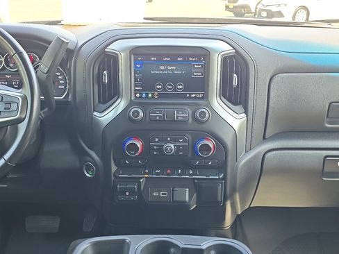 Certified 2021 Chevrolet Silverado 1500 RST w/ Z71 Off-Road Package AWD/4WD image 22