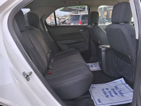 Used 2010 Chevrolet Equinox LT w/ Vehicle Interface Package FWD image 9