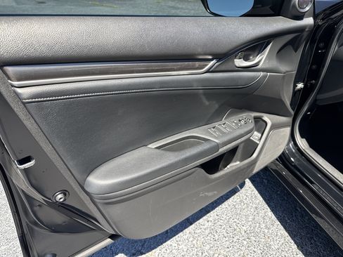 Used 2020 Honda Civic EX-L image 10