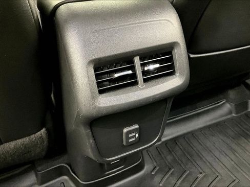 Used 2020 GMC Terrain SLT FWD image 9