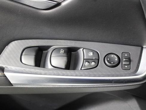 Certified 2023 Nissan Sentra SR w/ SR Premium Package FWD image 24