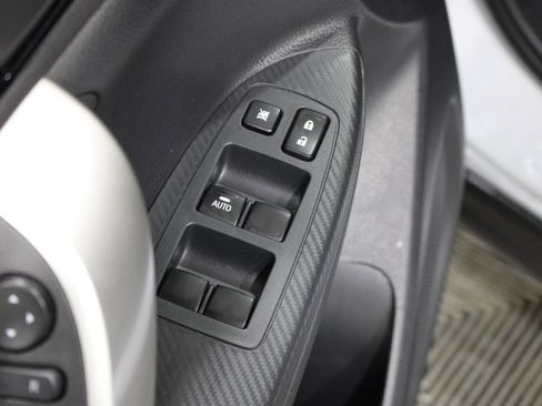 Used 2023 Mitsubishi Eclipse Cross LE AWD/4WD image 7