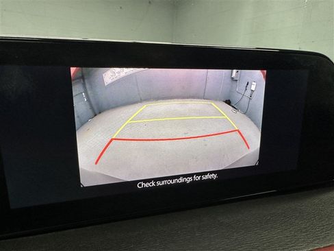 Used 2019 MAZDA MAZDA3 AWD Hatchback w/ Premium Pkg image 23