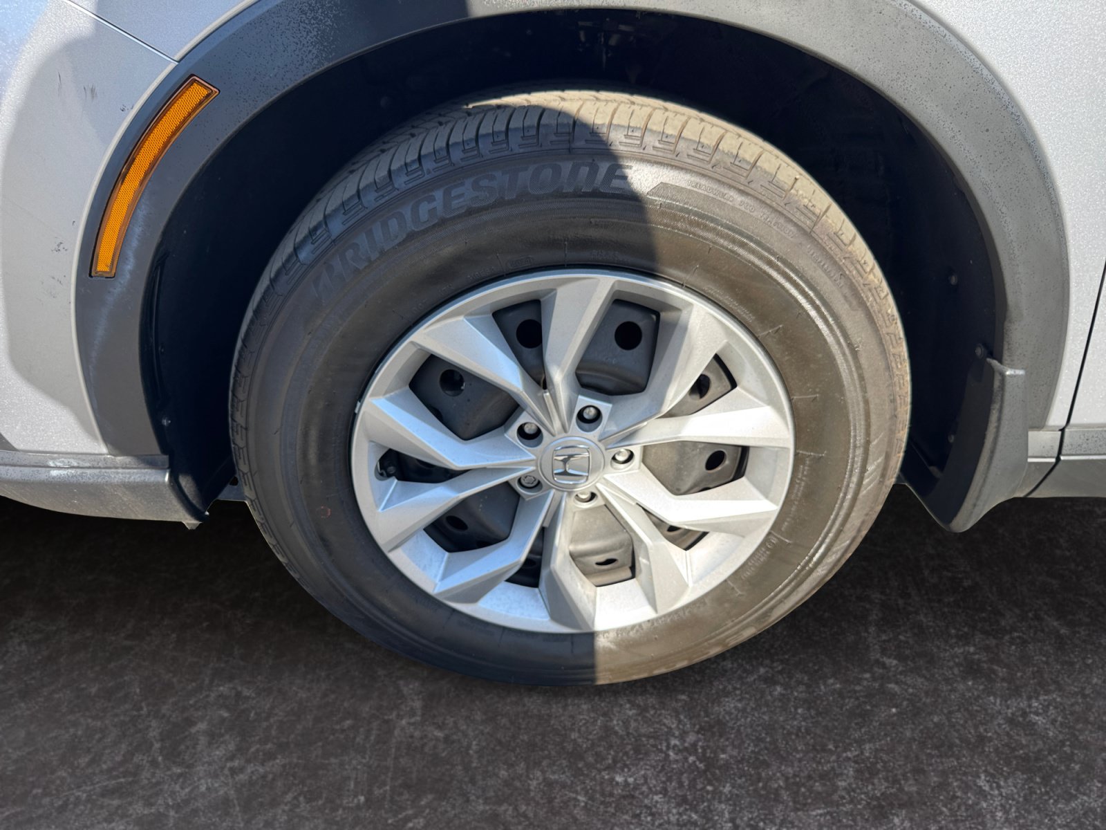 Used 2025 Honda CR-V LX image 14